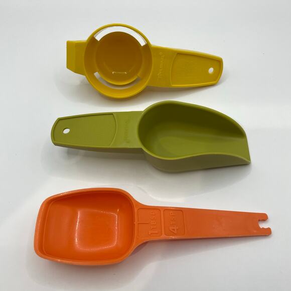 Vtg Tupperware Canister Scoop Tablespoon Egg Separator Kitchen Utensils 1970s - Picture 1 of 5